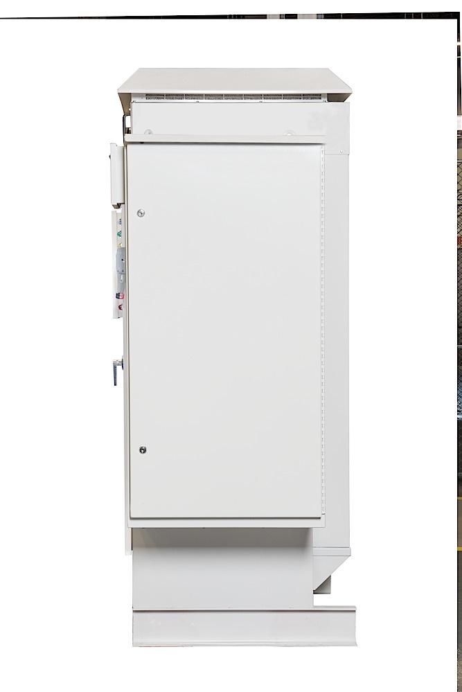 5000N3R_20-30kVA_Right_IOCabinet_LowRes